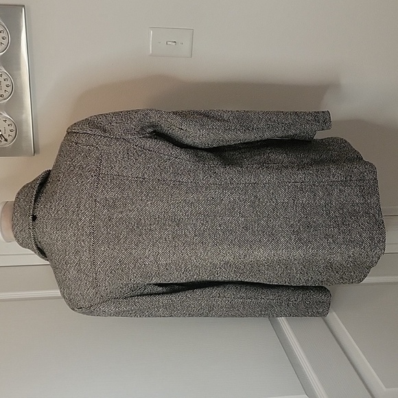 Ellen Tracy Gorgeous Size 10, Tweed Wool Blend Toggle Close Coat Gray, Exc. Cond - Picture 5 of 11